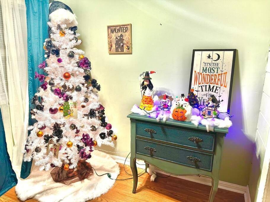 Spacious Downtown Jackson Retreat- Historic Hangout ภายนอก รูปภาพ